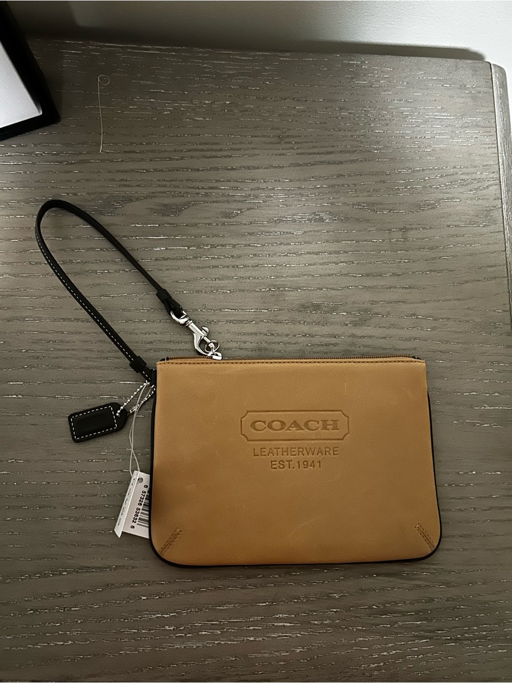 Coach Leatherware Charter Wristlet Tan Zip Pouch NWT - Picture 10 of 14